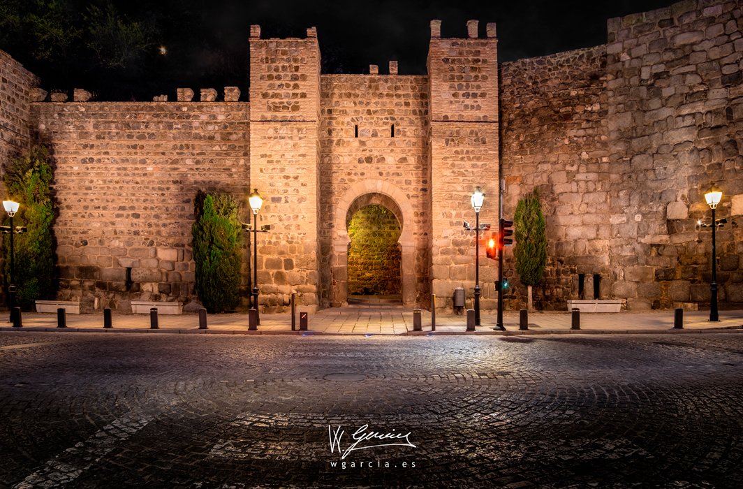 Puerta de Alcántara